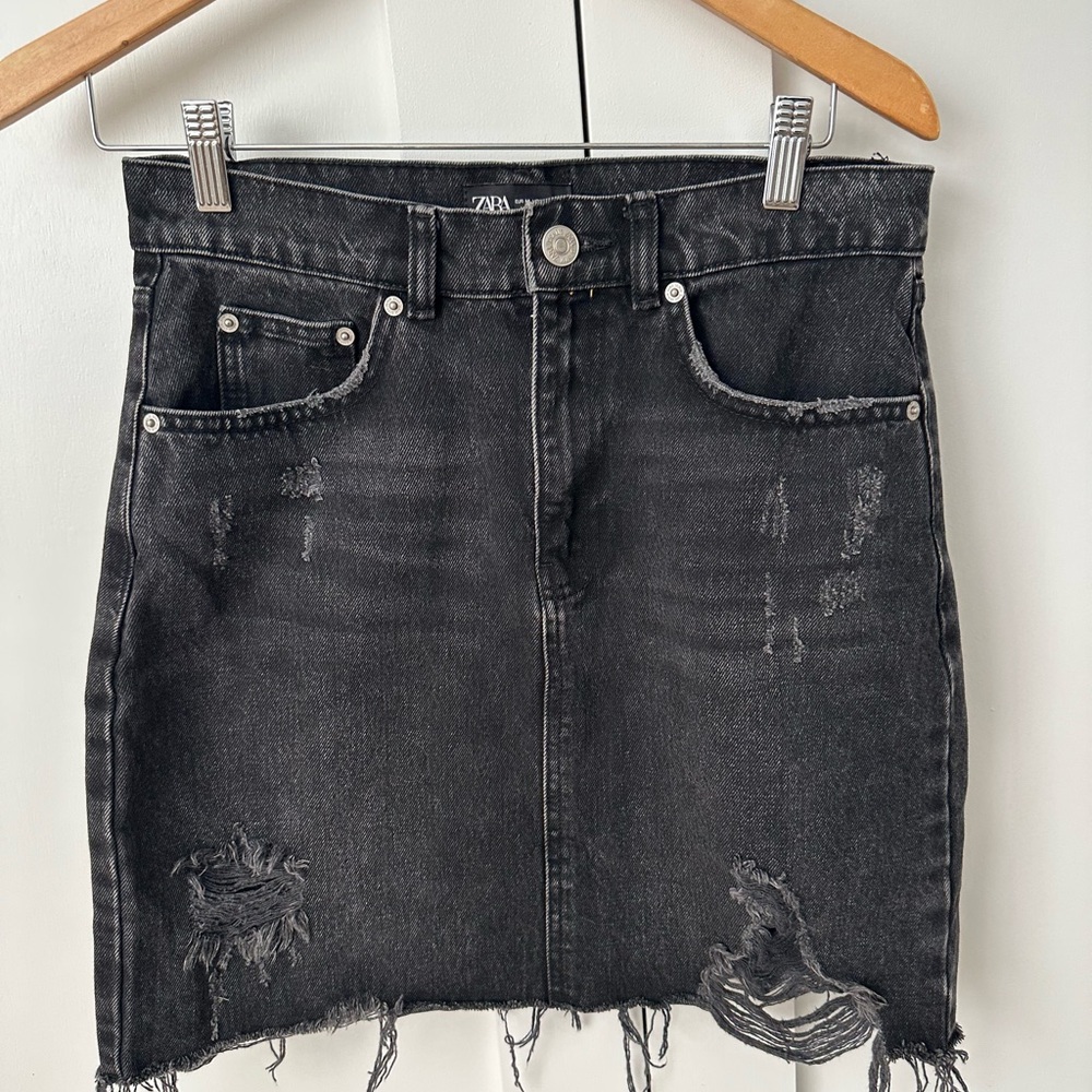 Zara Black Distressed Mini Skirt